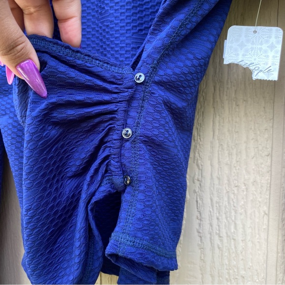 FREE PEOPLE Blue Top - Picture 6 of 6